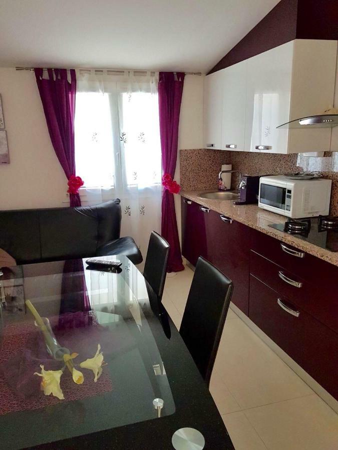 Apartment Dijana Kaštela Exterior foto